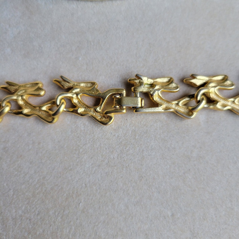 Necklace Pierced Earring Set Human Figures Matte Gold Vintage 1990s Statement - Picture 9 of 11